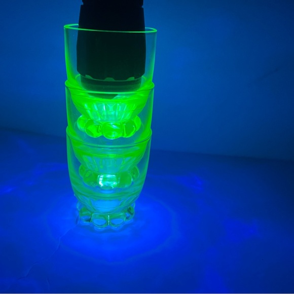 Candlewick Shot Glasses - Lot Of 3 - Green UV Glass - Picture 4 of 11